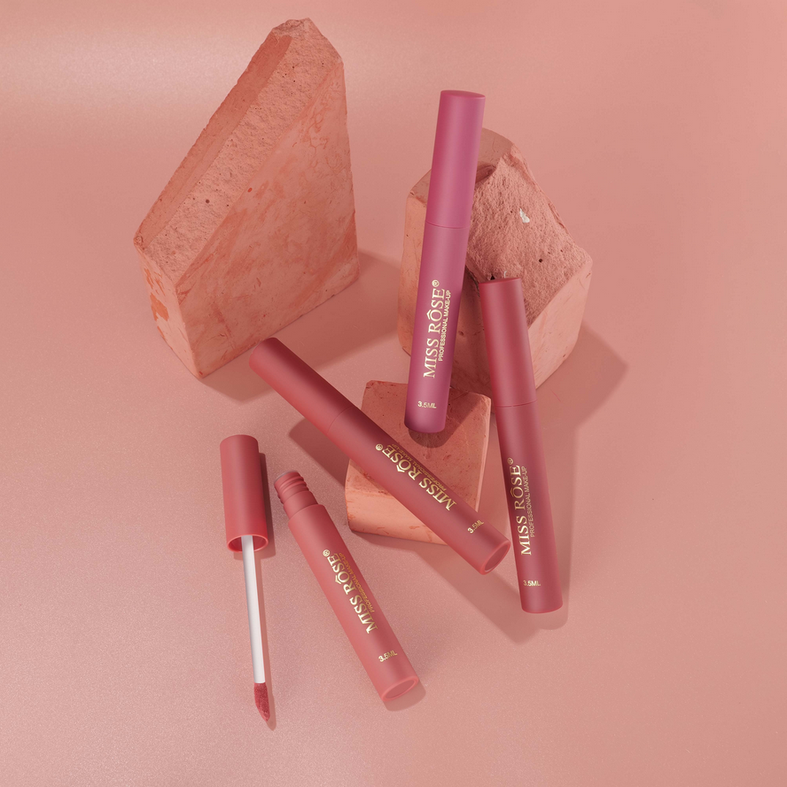 Miss Rose Long Lasting Lipgloss (Pillow Talk Blur)