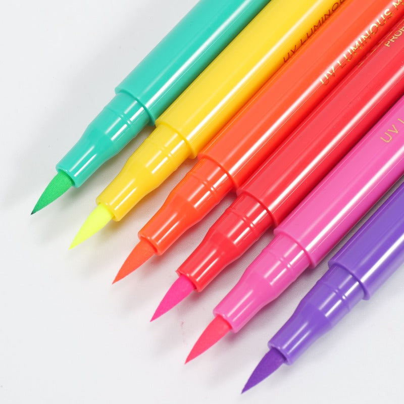 Miss Rose UV Luminous Matte Eyeliner