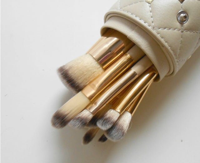 Make Up Brushes with Pouch.