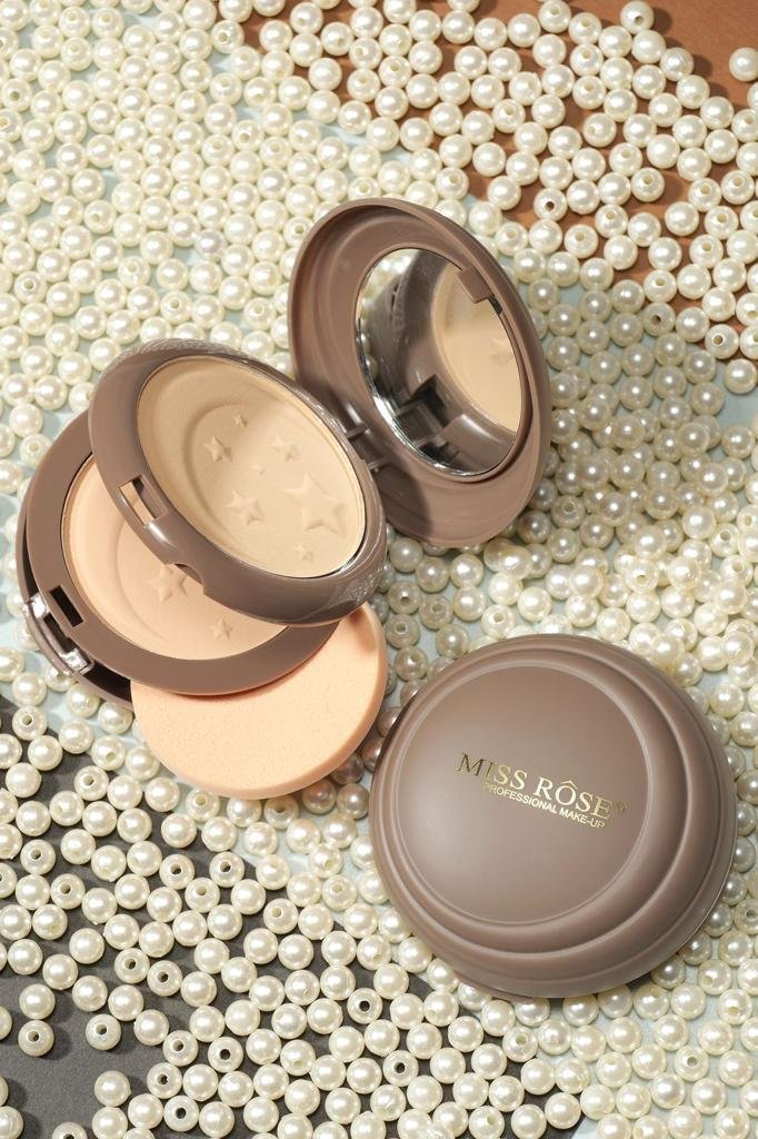 Miss Rose 2 in I Love You Compact Powder