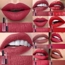 Miss Rose Lip gloss Triangle