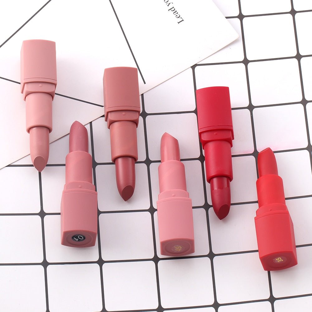 Miss Rose Matte Waterproof Lipstick (Pink)