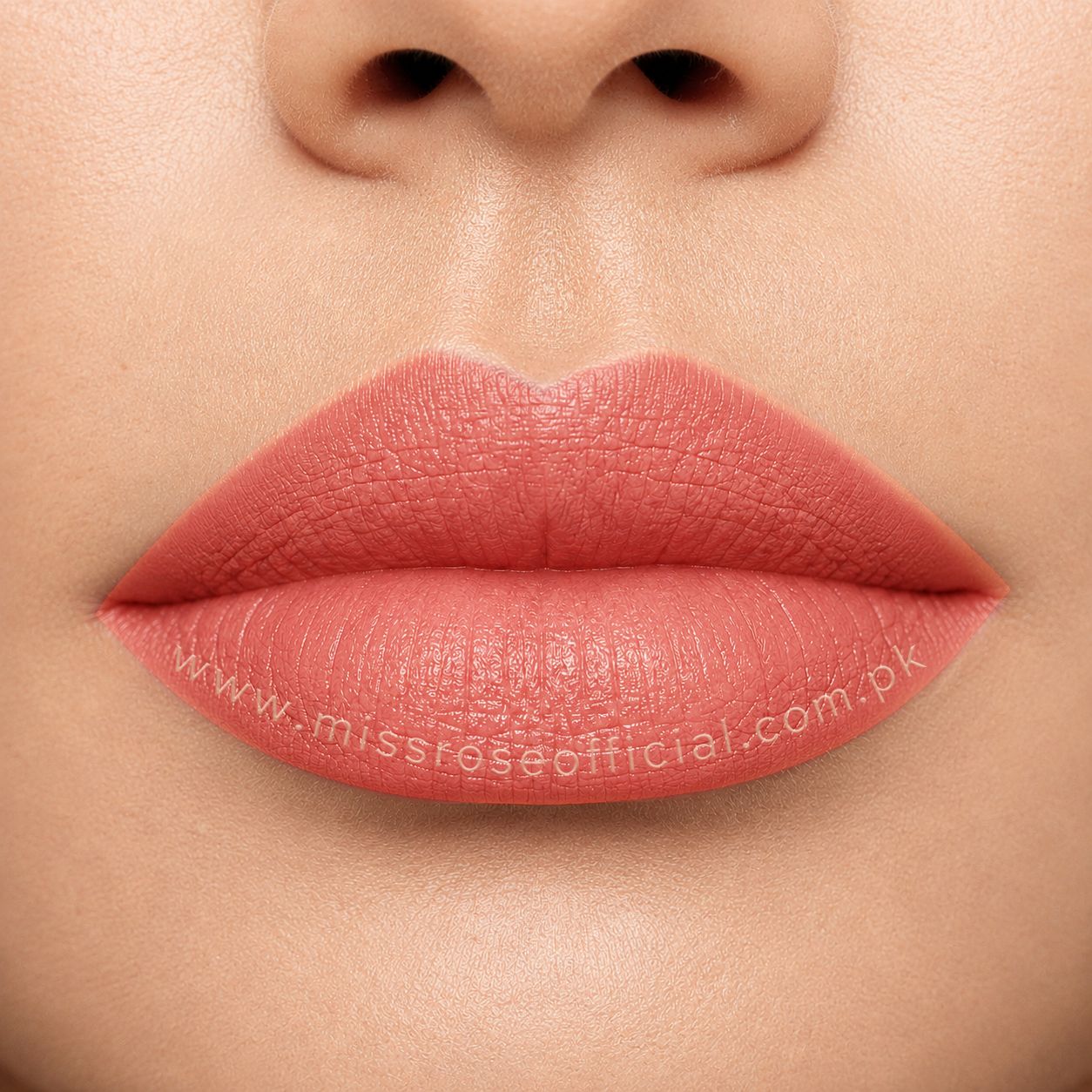 Dazzle Charm Liquid Lipstick