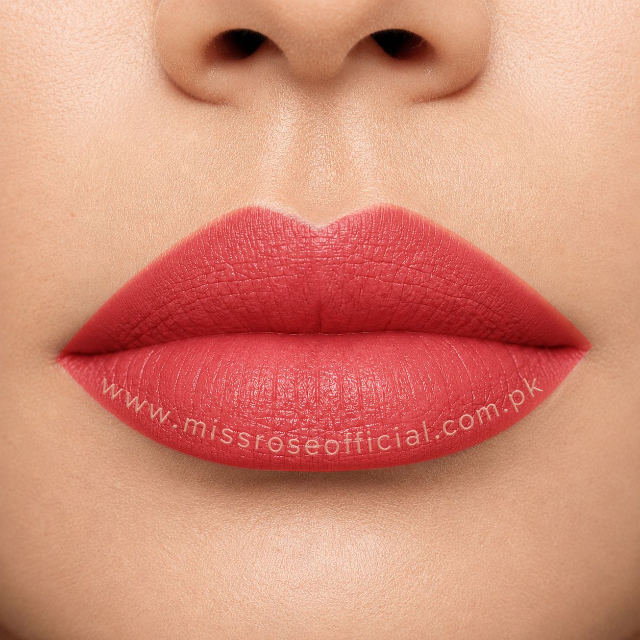 Dazzle Charm Liquid Lipstick