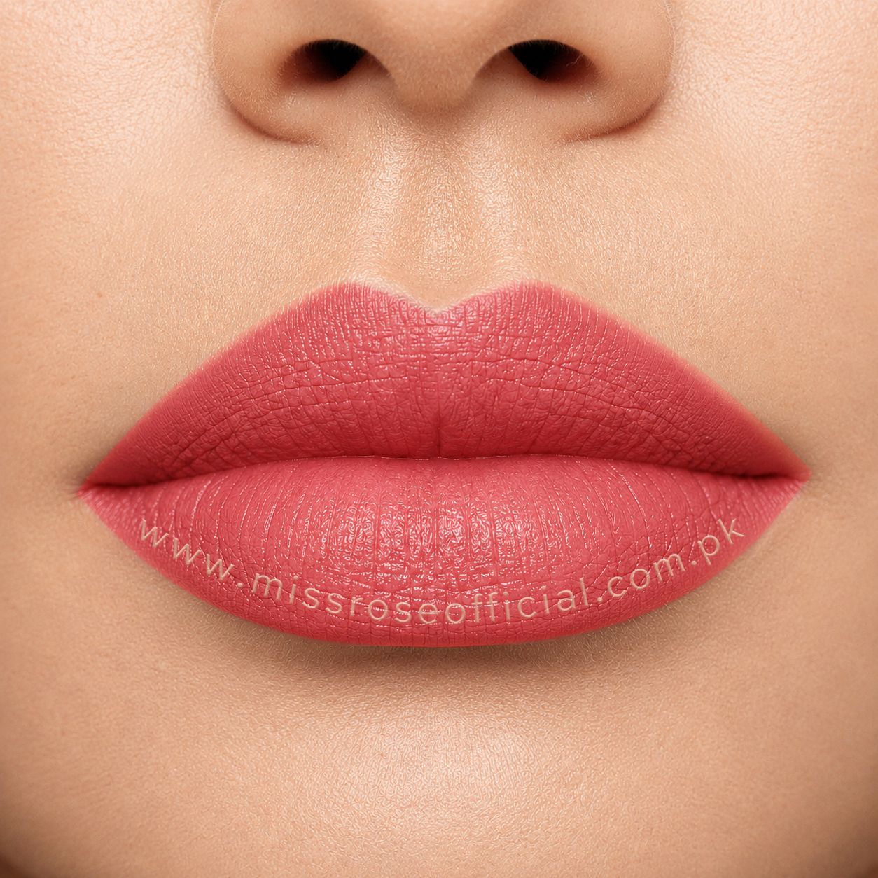 Dazzle Charm Liquid Lipstick